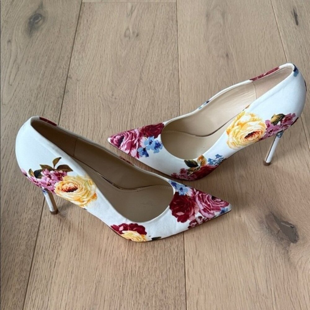 Nine West White Floral Pointed-Toe Pumps with Red, Pink & Blue Blooms - Picture 4 of 5